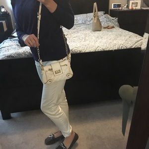 Cross body purse